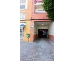 PLAZA DE GARAJE CON TRASTERO