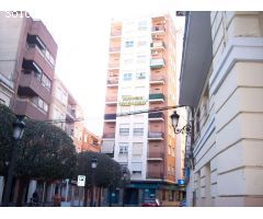 PISO EN EL CENTRO CON VISTAS