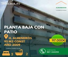 PISO EN CALLE HERMINIO ALMENDROS, PISO PERFECTO PARA FAMILIAS, CON GRAN PATIO