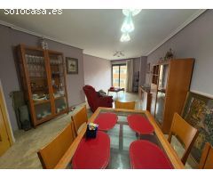 PISO DE 4 HABITACIONES Y 2 BAÑOS  CON GARAJE. PLENO CENTRO