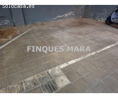 PLAZA DE PARKING EN VINYETS!!!
