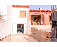Chalet en Venta en Orihuela Costa, Alicante