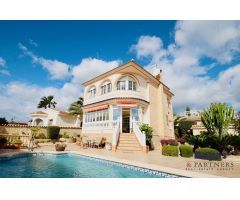 Villa en Venta en Rojales, Alicante