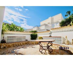 Villa en Venta en Rojales, Alicante