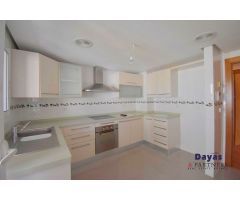 Apartamento en Alquiler en Torrevieja, Alicante