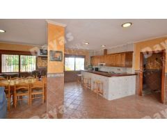 Villa en Venta en Torrevieja, Alicante