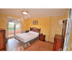 Villa en Venta en Torrevieja, Alicante