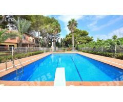 Villa en Venta en Torrevieja, Alicante