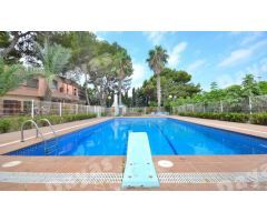 Villa en Venta en Torrevieja, Alicante