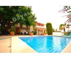 Casa en Venta en Torrevieja, Alicante