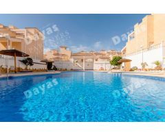 Casa Adosada en Venta en San Miguel de Salinas, Alicante