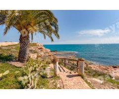 Casa Adosada en Venta en Torrevieja, Alicante