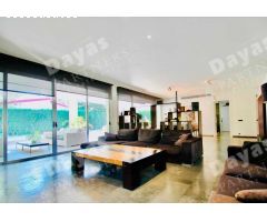 Villa en Venta en Torrevieja, Alicante