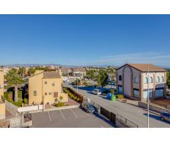 Chalet en Venta en Algorfa, Alicante