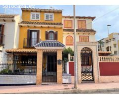 Adosado en Venta en Torrevieja, Alicante