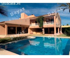 Casa en Alquiler en Torrevieja, Alicante