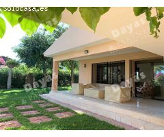 Casa en Alquiler en Torrevieja, Alicante