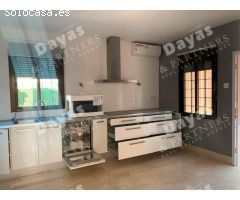 Casa en Alquiler en Torrevieja, Alicante