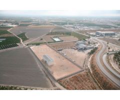 Nave Industrial en Venta en Cox, Alicante