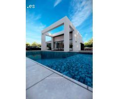 Villa en Venta en Rojales, Alicante
