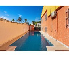 Chalet en Venta en Orihuela Costa, Alicante