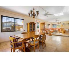 Chalet en Venta en Orihuela Costa, Alicante