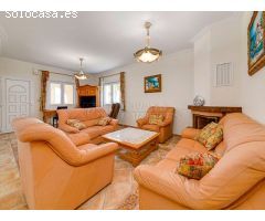 Chalet en Venta en Orihuela Costa, Alicante