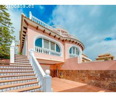Chalet en Venta en Orihuela Costa, Alicante