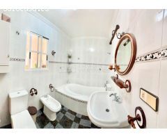 Casa con Finca en Venta en Barrio Viejo de Callosa de Segura, Alicante
