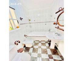 Casa con Finca en Venta en Barrio Viejo de Callosa de Segura, Alicante