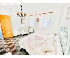 Casa con Finca en Venta en Barrio Viejo de Callosa de Segura, Alicante