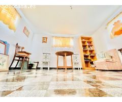 Casa con Finca en Venta en Barrio Viejo de Callosa de Segura, Alicante