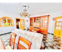 Casa con Finca en Venta en Barrio Viejo de Callosa de Segura, Alicante