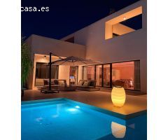 Villa en Venta en Benijófar, Alicante