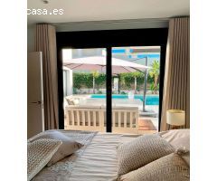 Villa en Venta en Benijófar, Alicante
