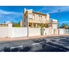 Adosado en Venta en Orihuela Costa, Alicante
