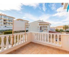 Adosado en Venta en Torrevieja, Alicante