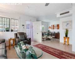 Chalet en Venta en Orihuela Costa, Alicante