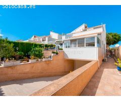 Chalet en Venta en Orihuela Costa, Alicante