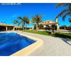 Villa en Venta en Orihuela, Alicante