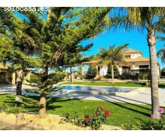 Villa en Venta en Orihuela, Alicante