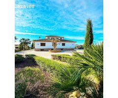 Villa en Venta en Orihuela, Alicante