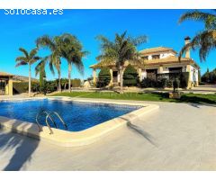 Villa en Venta en Orihuela, Alicante