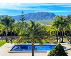 Villa en Venta en Orihuela, Alicante