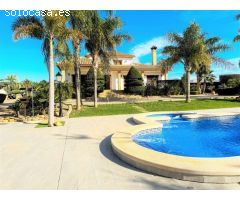 Villa en Venta en Orihuela, Alicante
