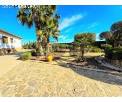 Villa en Venta en Orihuela, Alicante