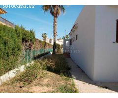 Villa en Venta en Orihuela Costa, Alicante