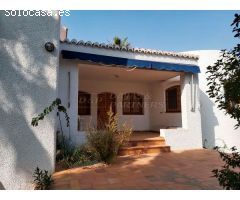 Villa en Venta en Orihuela Costa, Alicante