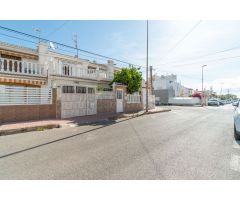 Adosado en Venta en Torrevieja, Alicante