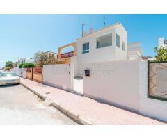 Adosado en Venta en Torrevieja, Alicante